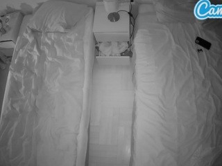 Voyeurcam-julmodels-bed-5 camsoda replay