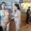 ladys_sexyinpub