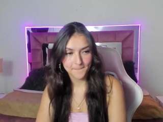 Chloee-foxx Camsoda live cam on FapCam.tv