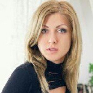 Vikkiangel Jerkmate live cam on FapCam.tv