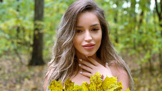 Hanaross Livejasmin live cam on FapCam.tv