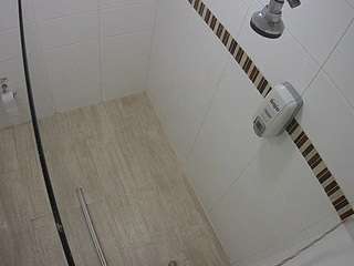 Voyeurcam-jb-shower-16 Camsoda - FapCam.tv